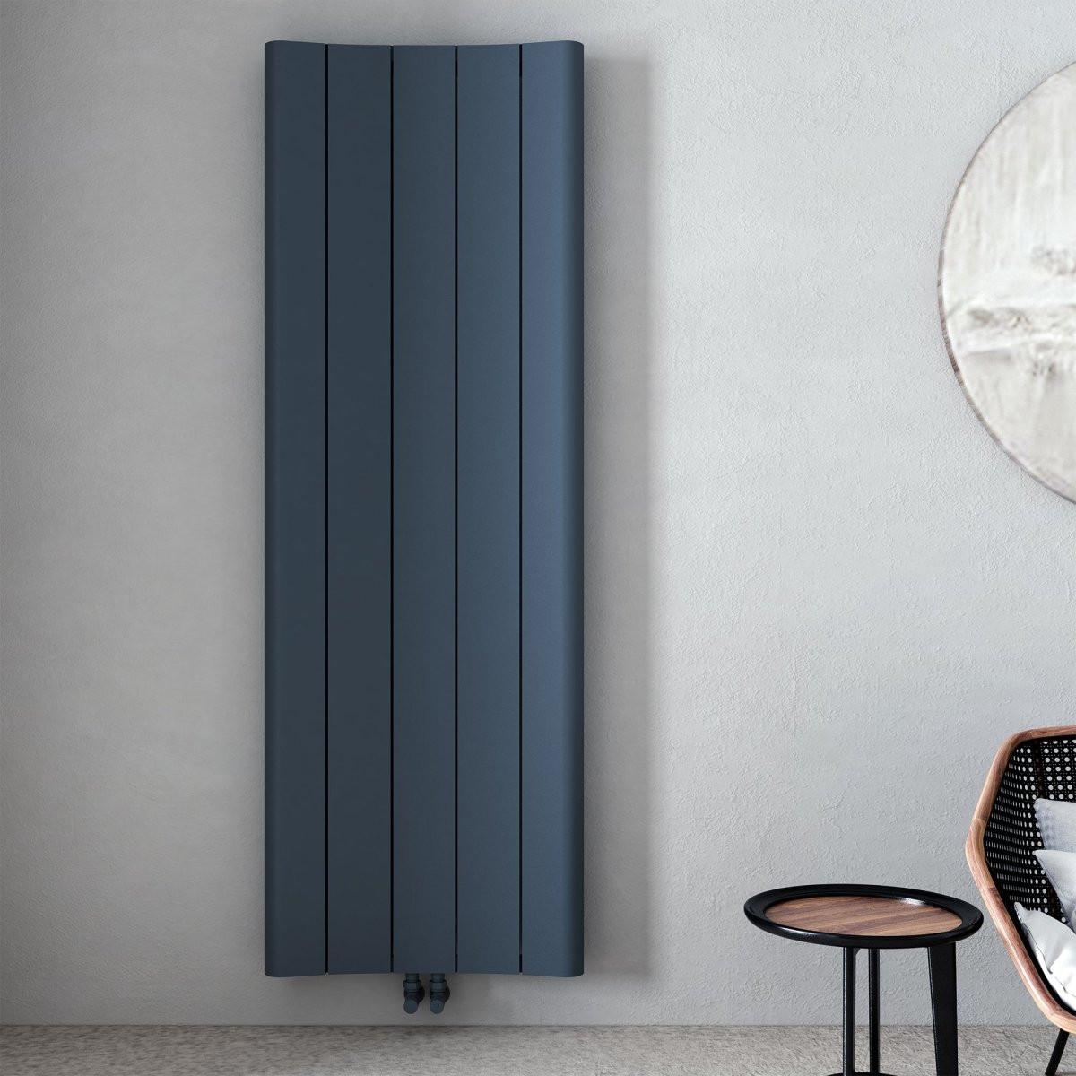 Carisa Curvy Aluminium Designer Radiator – Anthracite, vertical