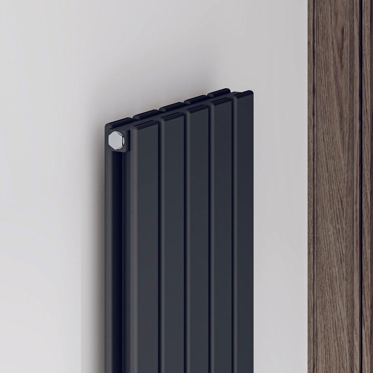 Carisa Plata Aluminium Designer Radiator – Anthracite, vertical