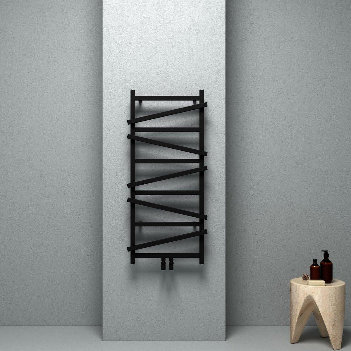 Carisa Vivek Aluminium Heated Towel Rail – Black
