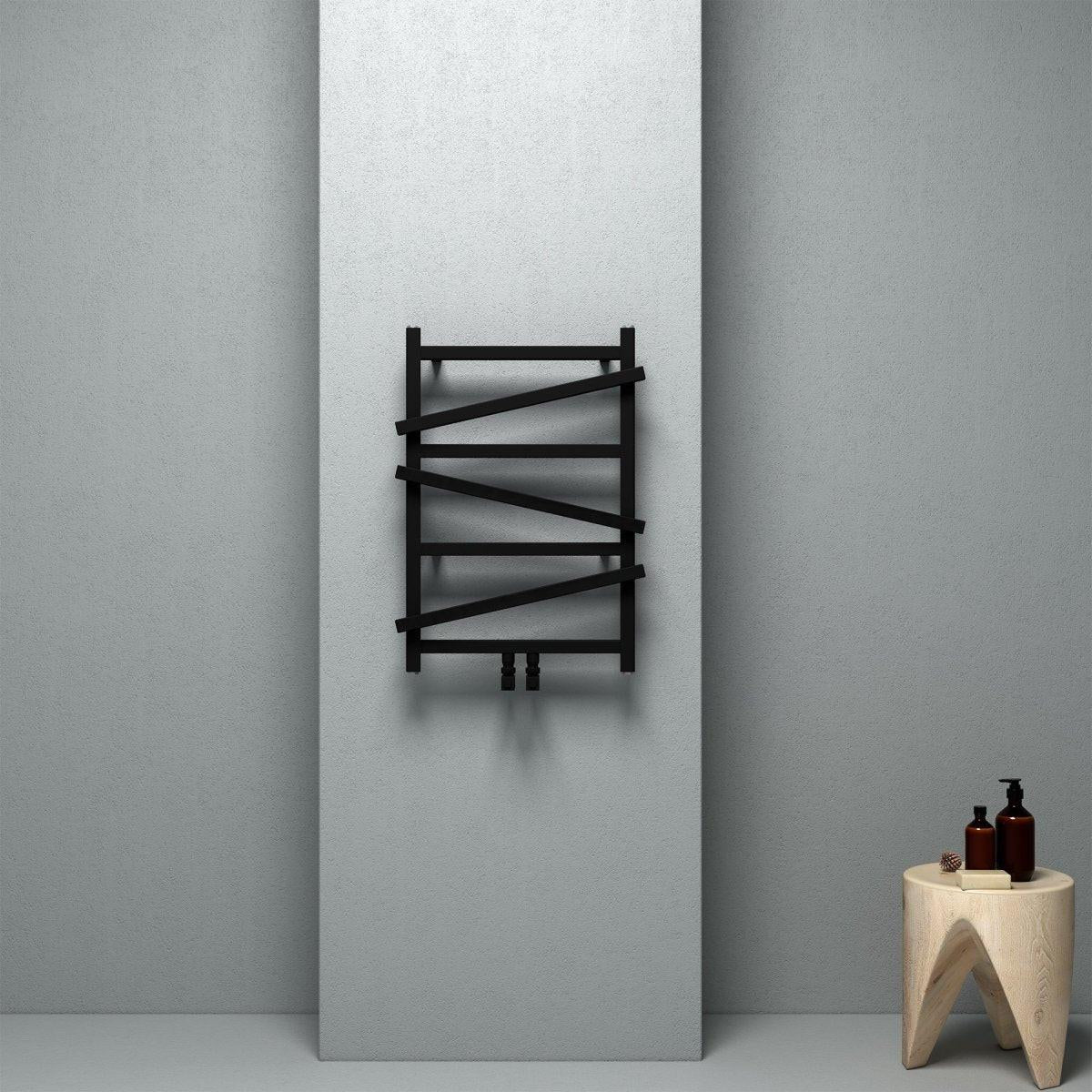 Carisa Vivek Aluminium Heated Towel Rail – Black