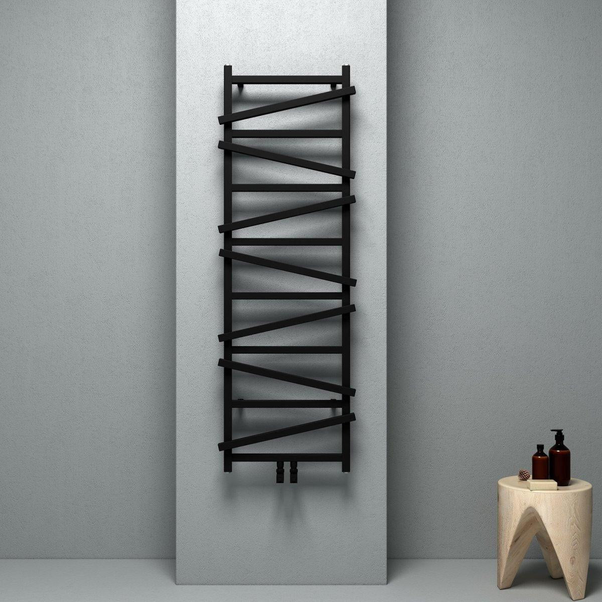 Carisa Vivek Aluminium Heated Towel Rail – Black