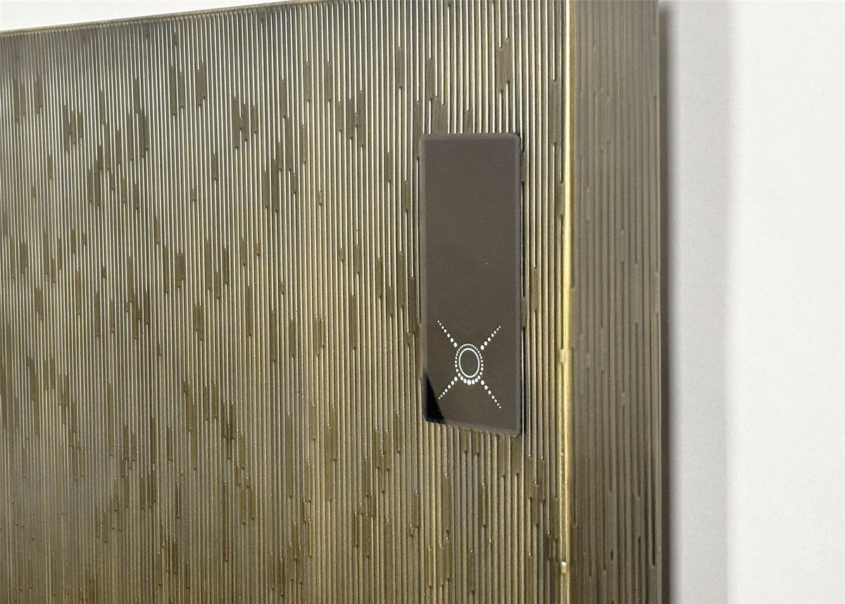 DQ Iceni Electric Horizontal Designer Radiator – control panel detail