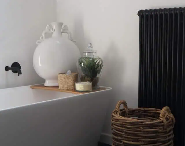 Minimalistic radiators design-black radiators