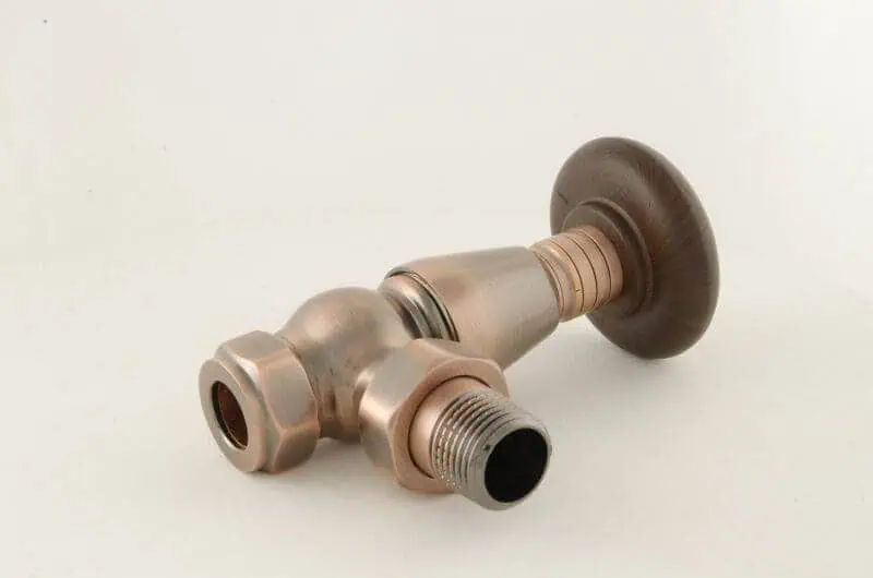 BEN-AC-CU_800-1.jpg High-quality brass shower mixer valve for bathroom installation.