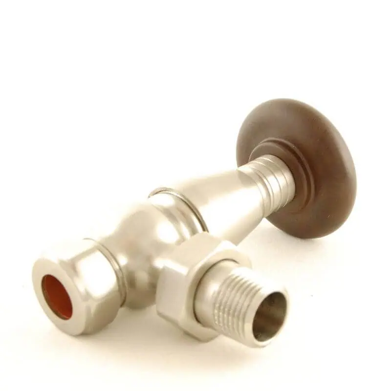 BEN-SN-WH_800-1.jpg Chrome plated brass valve with a pressure gauge connection for industrial plumbing applications.