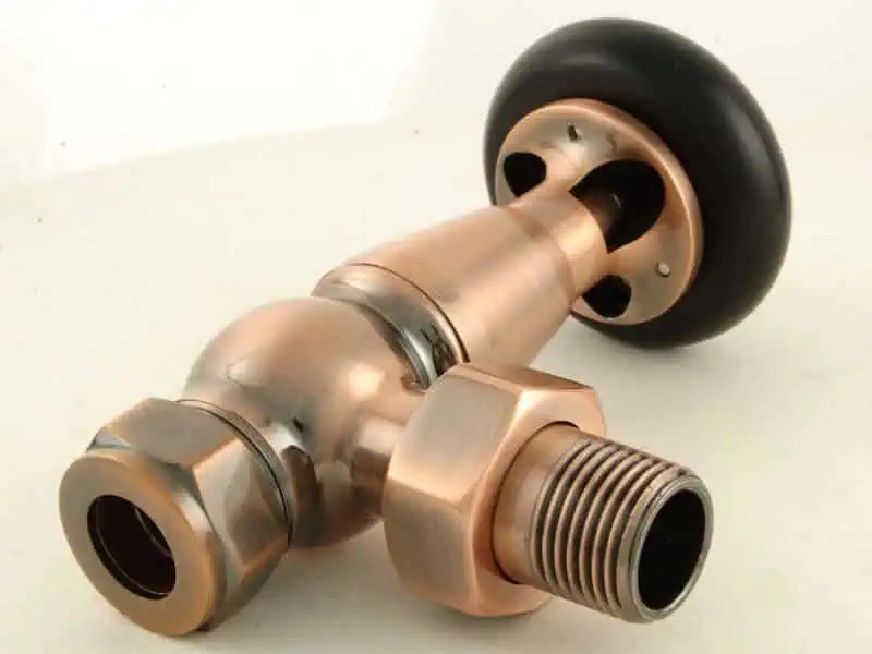FAR-AG-AC-WH_800-1.jpg Precision industrial valve component for plumbing and fluid control systems.