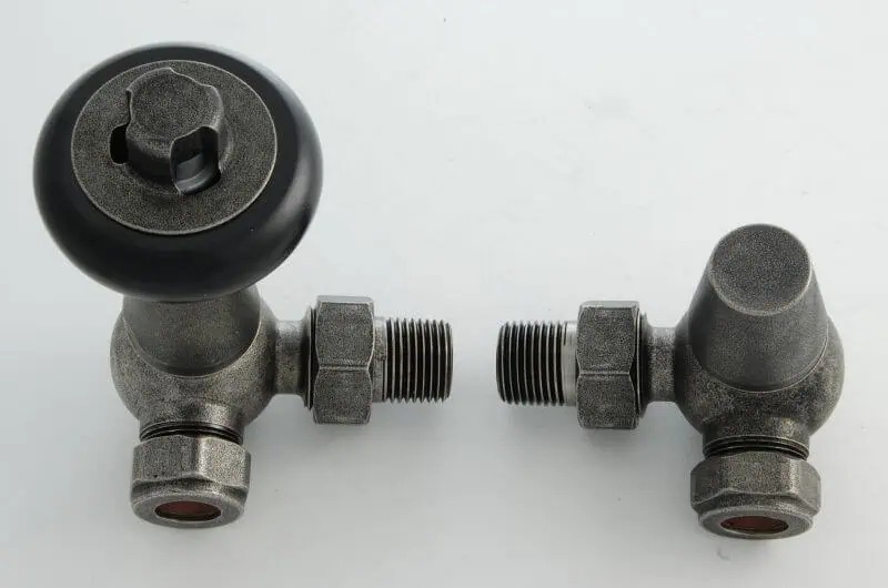 FAR-CR-PEW-ALT_800-1.jpg Flexible plumbing valves for efficient water control and installation. Durable, high-quality components from Poshrads.